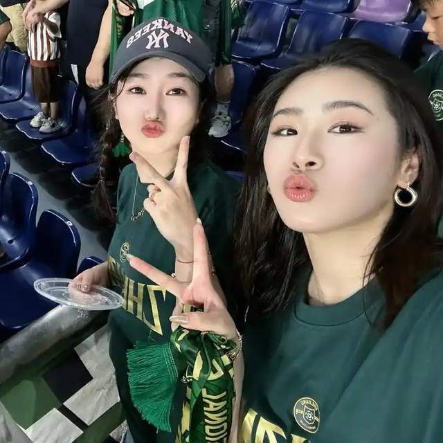 华体会综合平台入口-中超16强巡礼·浙江：大动作频频，绿军要搞事情？