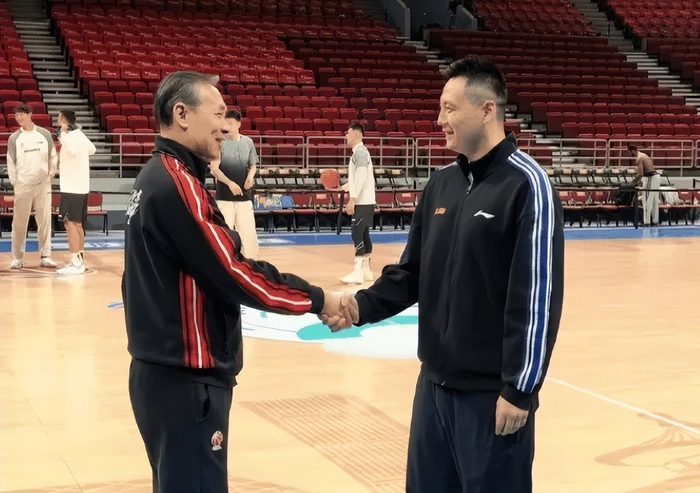 华体会综合平台入口-北京打强队弊端尽显！防守漏洞！篮板被抢爆！杰曼被限制狂铁！|上海|哈桑-怀特塞德|王哲林|比赛|内线_新浪体育_新浪新闻